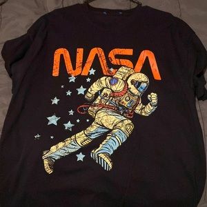Fashion nova graphic tee
